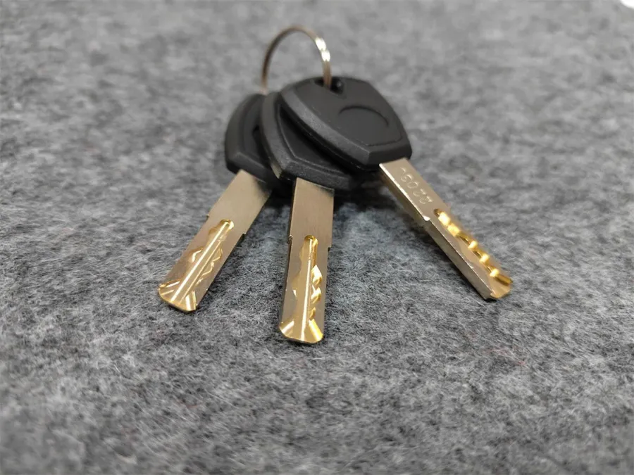 Сейф мебельный Cactus CS-SF-T25L 250x350x300мм электронный